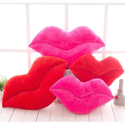 Lips Shape Cushion